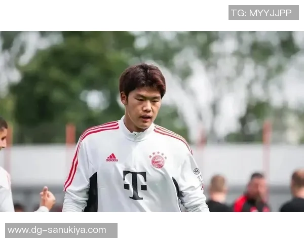 中国足球界悲痛消息近期明星球员不幸去世引发广泛关注与悼念